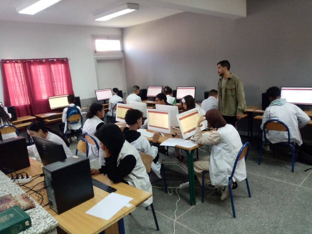 إجراء اليوم الأخير من الدراسة الرئيسية للبرنامج الوطني لتقييم المكتسبات PNEA 2025 بمؤسسات الثانوي الإعدادي المعنية بالمديرية الإقليمية بالرباط: